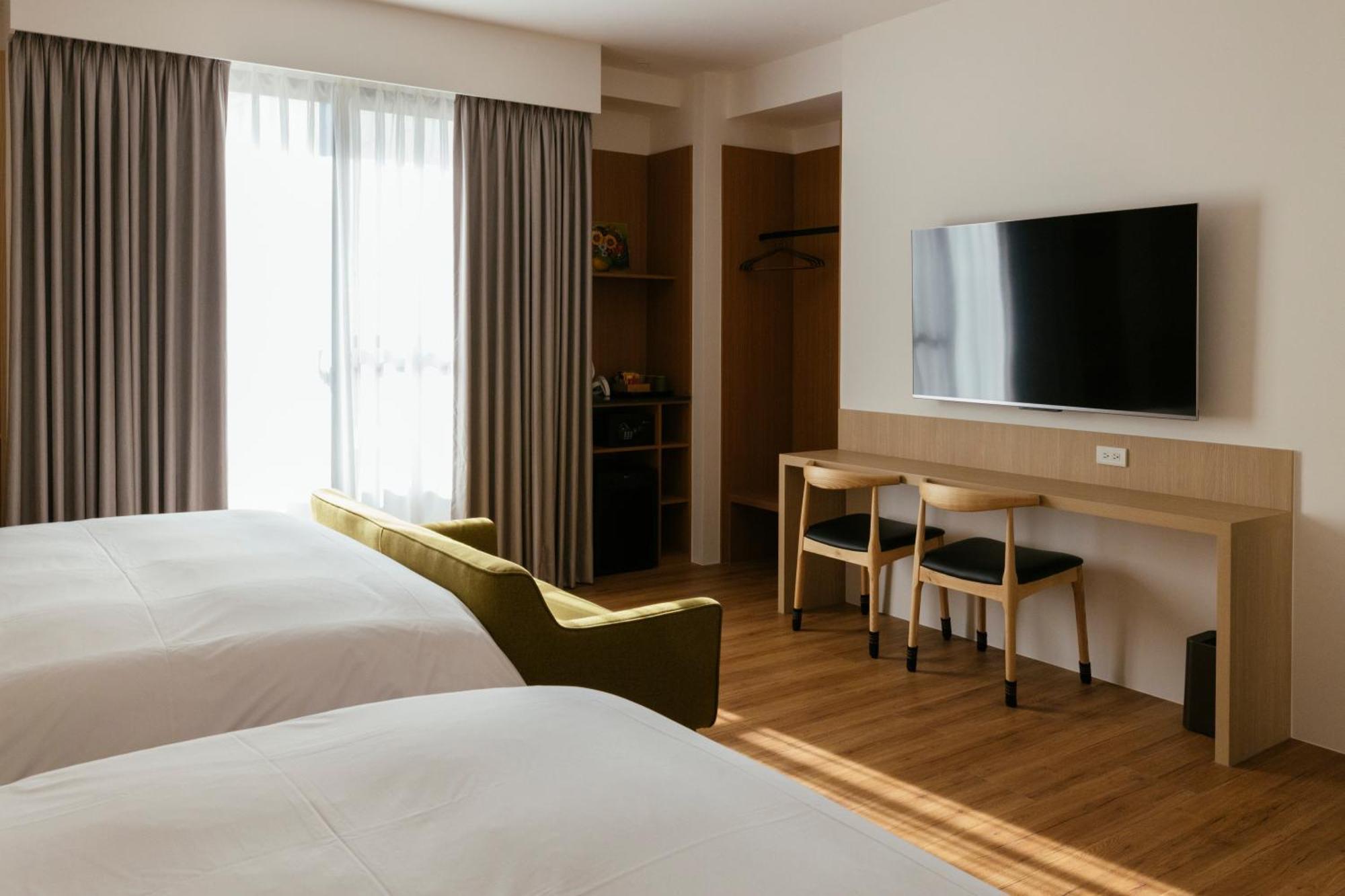 鹹菜巷8號 Hotel Tainan Luaran gambar
