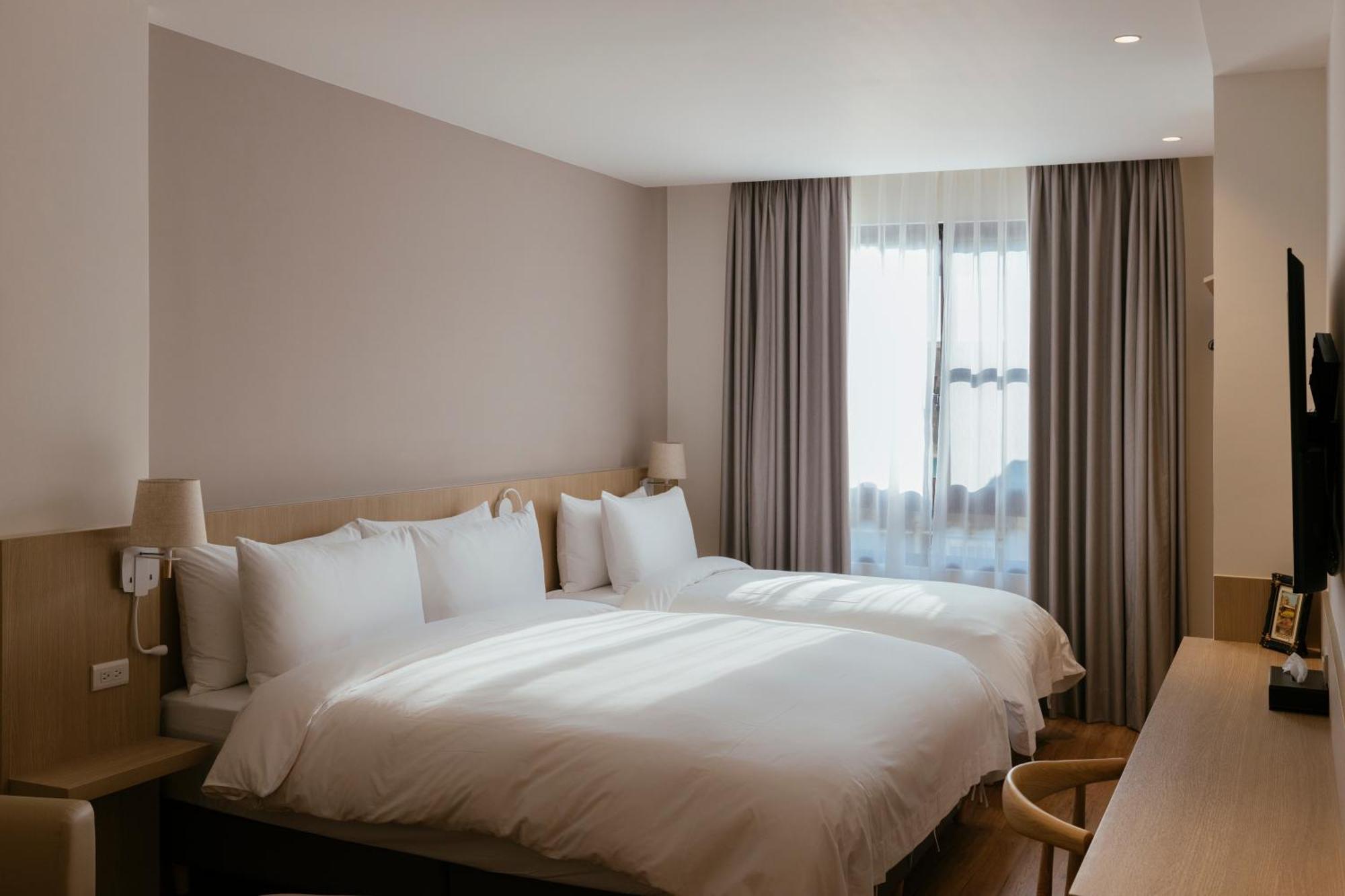 鹹菜巷8號 Hotel Tainan Luaran gambar