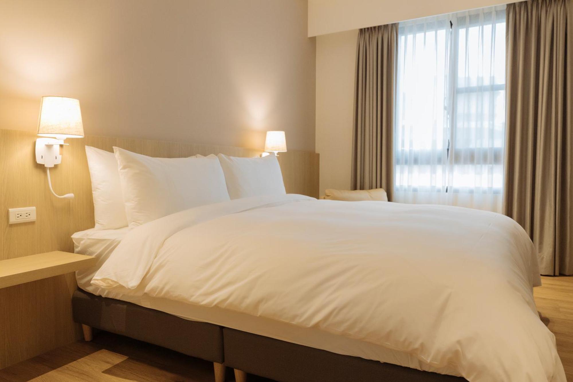 鹹菜巷8號 Hotel Tainan Luaran gambar